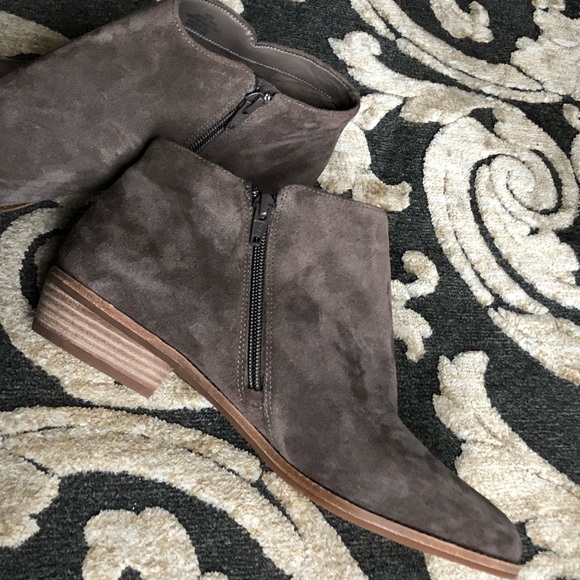 Gianni Bini Tan Leather booties sz 10M - Picture 3 of 8